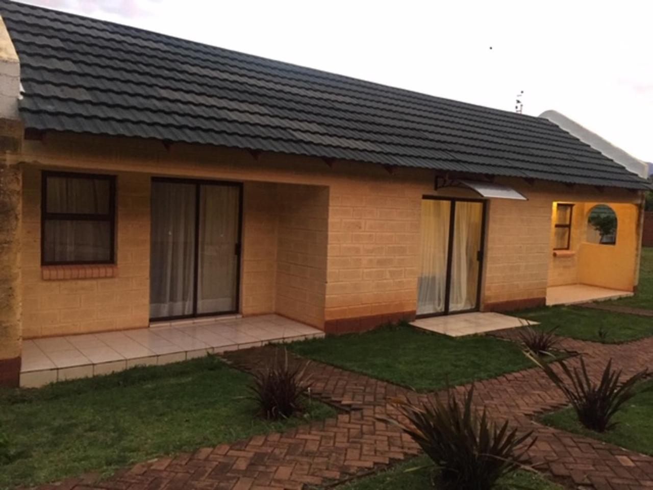 Aloes Lodge Leribe Екстер'єр фото